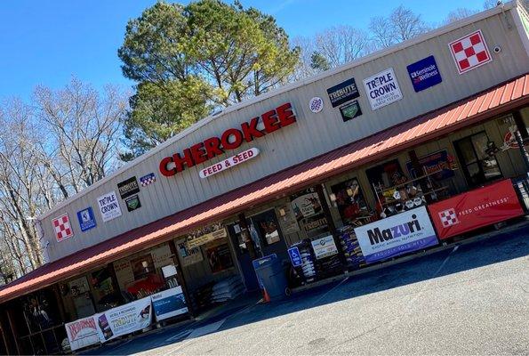 Such a cool store!  Yes I'm a city boy so I always enjoy going in here.  Must be a country boy at heart!