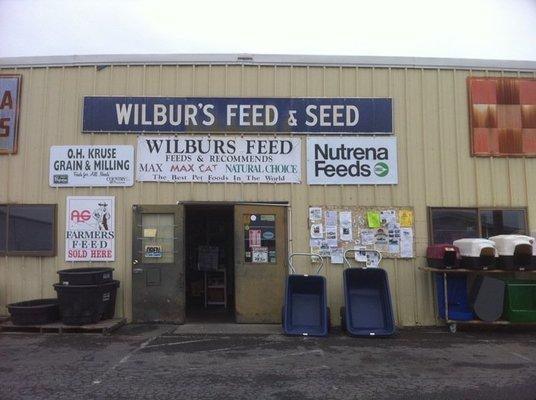 Wilburs Feed & Seed