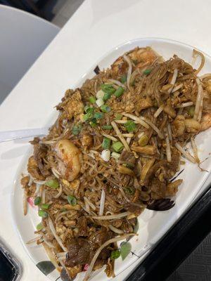 Pad Thai (combination with beef, chicken, & shrimp)