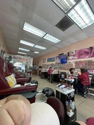 Bebe Nails interior