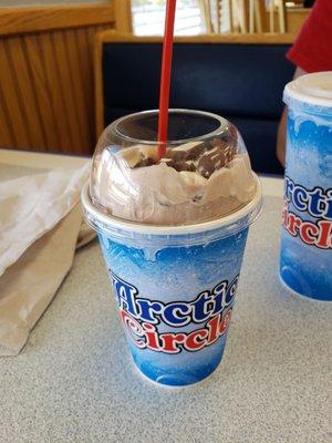 Moose Tracks shake