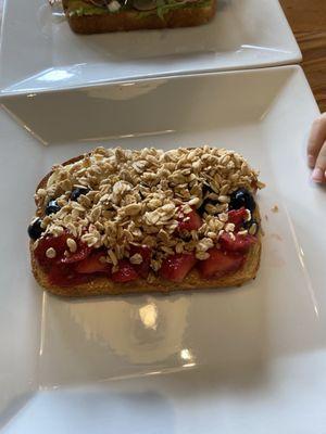 Franklin Toast- berries, bananas, peanut butter, honey, and granola (without the hemp seeds)