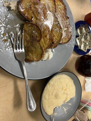 French toast and grits