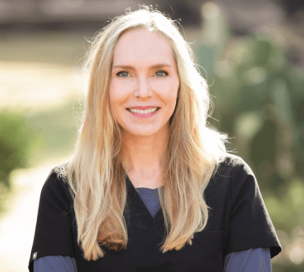 Dr Jennifer Bayer DDS