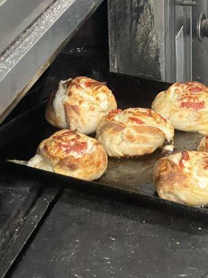 Pepperoni rolls!!