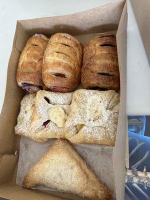 Jelly filled empanadas, cream pocket, strudel, turnover