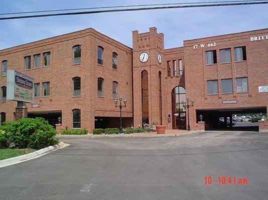 Dolci & Weiland office in Oakbrook Terrace, IL at Brittany Towers.