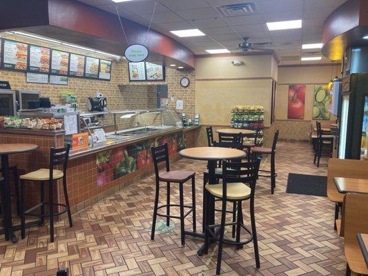 Subway dinning area