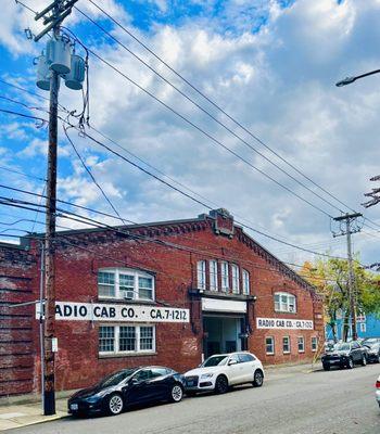 Radio Cab building NW Kearney.