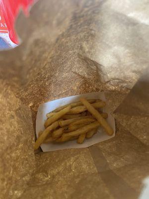 Fries that came with the club sandwich but put on the side to not make it soggy. I had a few too so there were more.