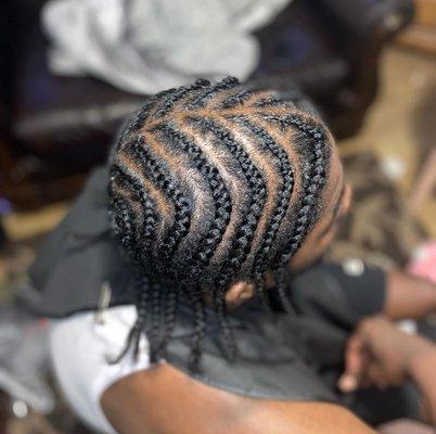 Men's zig zag braids