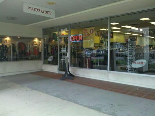 Plato's Closet