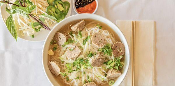 Meatball pho