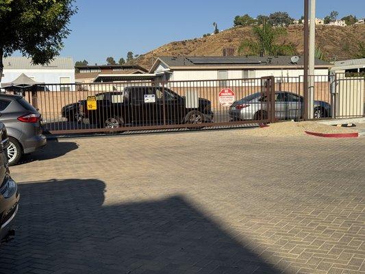 Vehicle belongs to employee blocking the emergency exit used by emergency personnel (LAFD, LASD, Amb) sometimes.
 Pic taken at 8:39 am