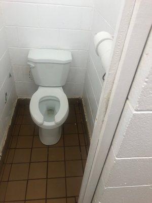 Clean toilet