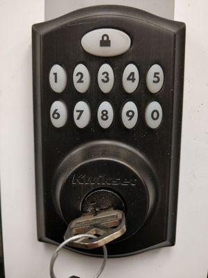 Kwikset pad Lock Installation Pearland tx 77588