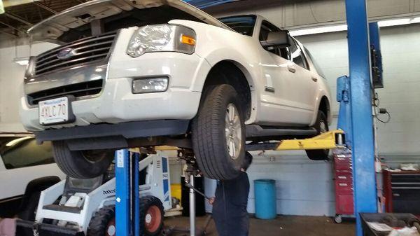 2008 Ford Explorer Replacing Transmission with Remanufactured Transmission