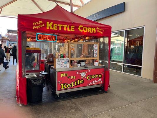 Ma & Pa Kettle Corn