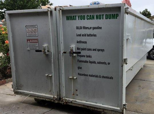 Size:  25 yard dumpster