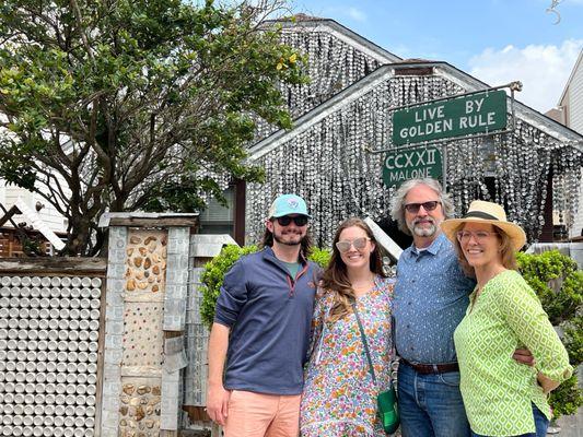 Fans of the Beer Can House