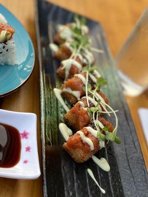 A slightly different angle of the crispy spicy tuna roll which I covet.