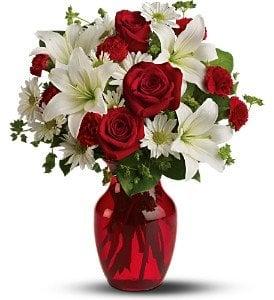 Classic red and white mixed vase, perfect for any occasion