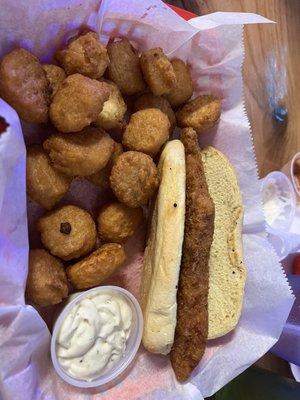 Fish sandwich and corn nuggets