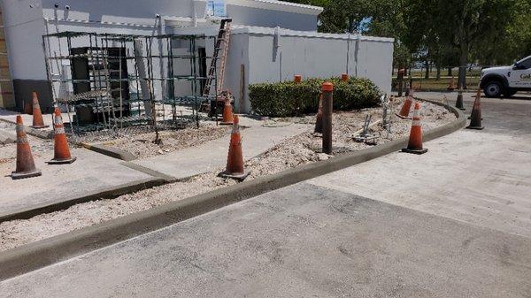 Commercial 'D' curb at new Dunkin Donuts on US 19 N.