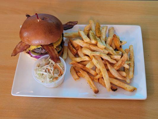 Low Tide Burger