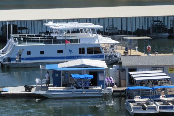 Forever Resorts houseboat and party boat at Marina store. Credit Barbara L Steinberg