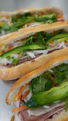 Classic Thit Nguoi Banh Mi