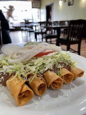 5 Piece Tacos Dorados