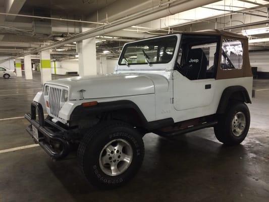 Quadratop installation on a 1990 Wrangler.