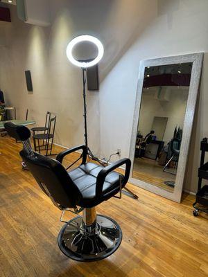 Chair for Treading and waxing Eyebrows and facial hair