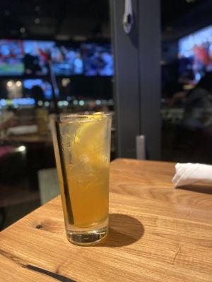 Bourbon lemonade