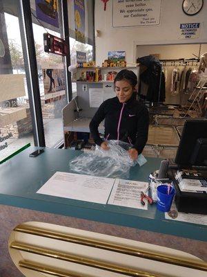 Yasmin, counter person