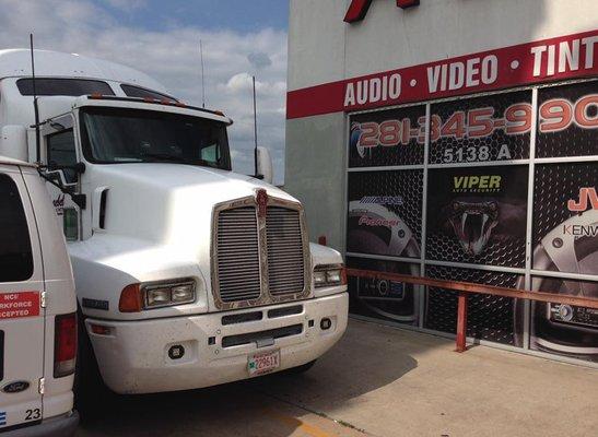 Car Stereo Installation/ Auto Repair / Window Tinting