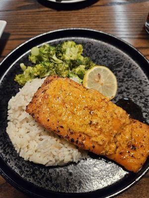 Salmon with rice and lemon pepper broccoli