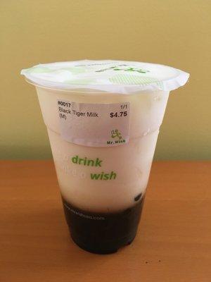 Black tiger milk - just enough sweetness, recommend, boba just right