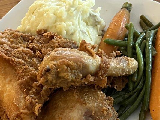 Another shot of the awesome, tender and tasty fried chicken special plate