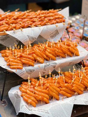 Tteok-kochi (rice cake skewers)