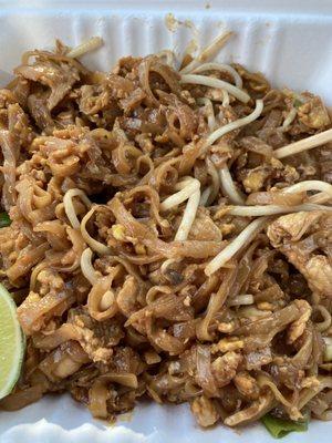 Chicken pad thai