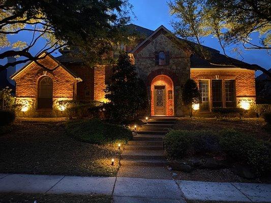 Low Voltage Landscape Lighting and Design