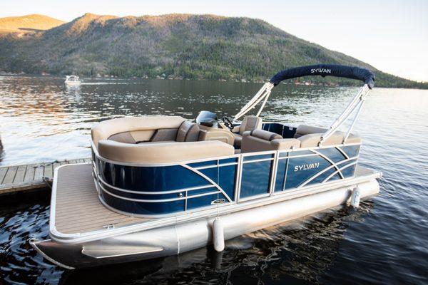 Pontoon Boat Rental