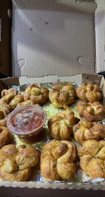 Garlic Knots