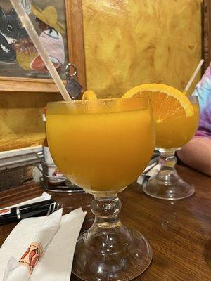 Frozen Mango margarita