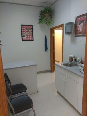 West Cobb Veterinary Clinic