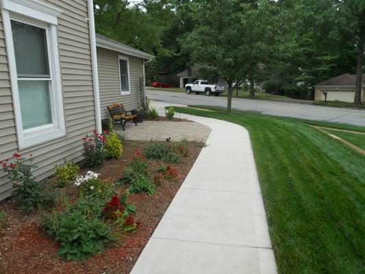 Pruning, Trimming, Decorative Mulch, Planting, Mowing