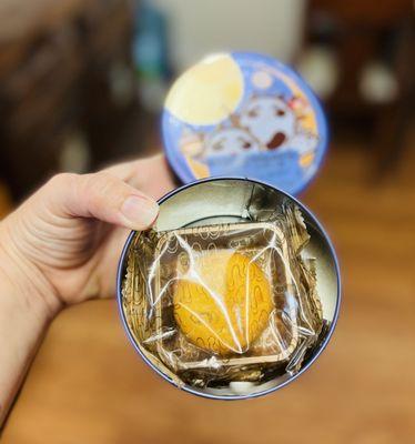 Mooncakes in the panda tin