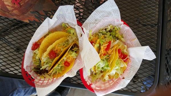 1 basket 3 tacos $1.75 totally awesome and delicious